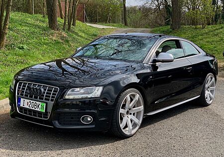 Audi S5 4.2 FSI quattro V8