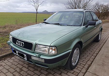 Audi 80 B4 Rarer Teenager-Traum in viper-metallic