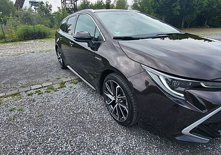 Toyota Corolla 2,0 Hybrid Lounge Touring Sports Lounge