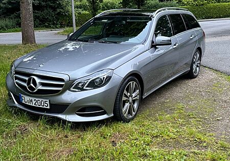 Mercedes-Benz E 300 BlueTEC T AVANTGARDE AVANTGARDE