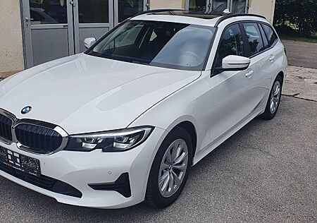 BMW 320 d Touring Mild-Hybrid Sport-Automatik