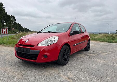Renault Clio Authentique 1.2 16V 75 Authentique