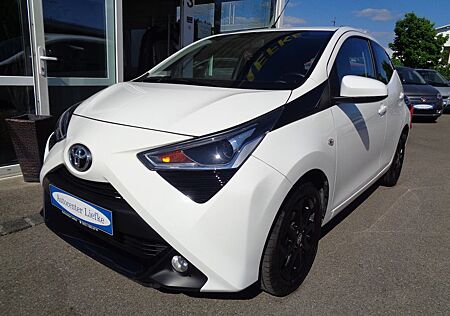 Toyota Aygo (X) Aygo -play Team D*Kamera/Klima*