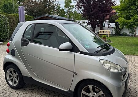 Smart ForTwo coupé 1.0 52kW mit neuem TÜV