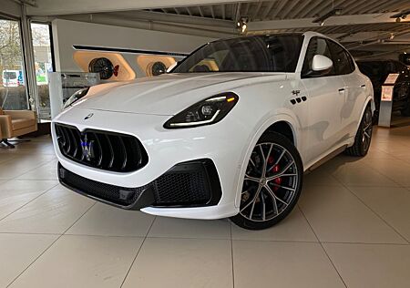 Maserati Grecale V6 Trofeo 4WD *-IN*