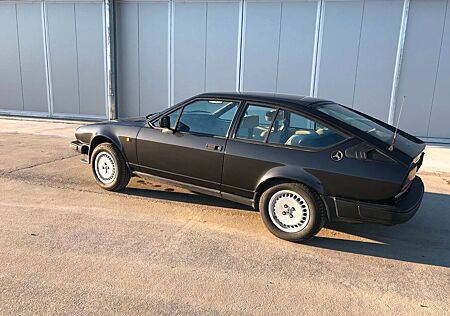 Alfa Romeo GTV 2.0 Top