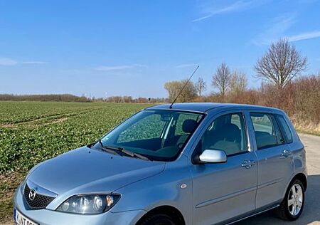 Mazda 2 1,4 Active wenig KM aus Rentnerhand