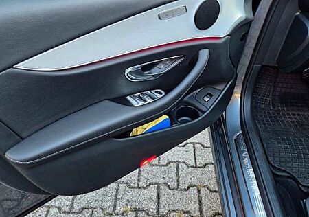 Mercedes-Benz E 220 d Autom. -