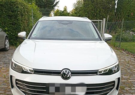VW Passat Volkswagen 1.5 eTSI OPF DSG Business Business