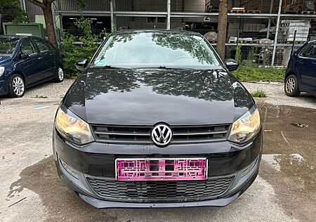 VW Polo Volkswagen V Team