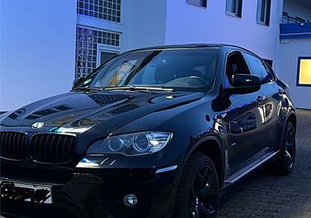 BMW X6 xDrive40d - Sehr guter Zustand