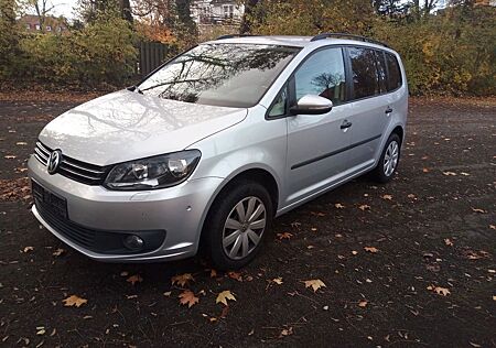 VW Touran Volkswagen 2.0 TDI 103kW DSG -