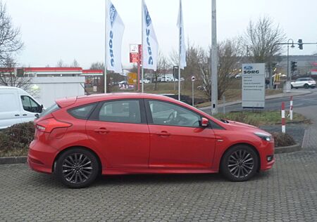 Ford Focus Lim. ST-Line 1.0 EcoBoost
