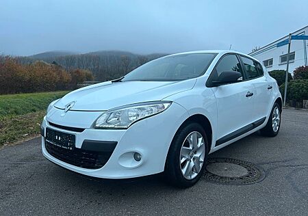 Renault Megane III Lim. 5-trg. Tomtom Edition