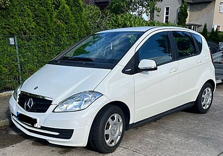 Mercedes-Benz A 160 ELEGANCE BlueEFFICIENCY ELEGANCE