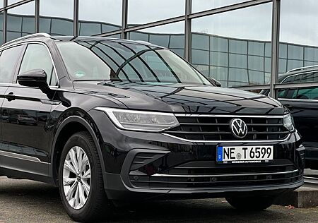 VW Tiguan Volkswagen Life 1.5 Aut Kamera LED,AHK, Garantie