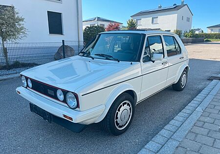 VW Golf Volkswagen GTI Pirelli " sehr guter Zustand - KD neu"