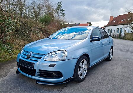 VW Jetta Volkswagen 1.4 TSI Sport, Automatik, TÜV Neu