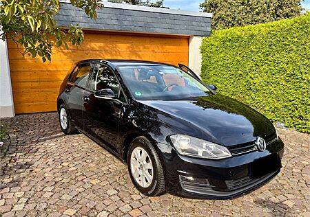 VW Golf Volkswagen 1.4 TSI 90kW BMT Comfortline Comfortline