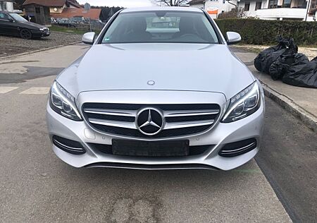 Mercedes-Benz C 220 C -Klasse Lim. BlueTec / d SHZ 8fach