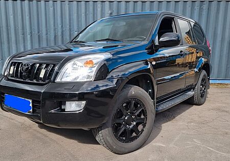 Toyota Land Cruiser 3.0 D-4D RESTAU. 2.Hand BLACK