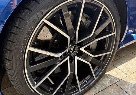 Audi RS6 4.0 TFSI tip. quattro performance Avant