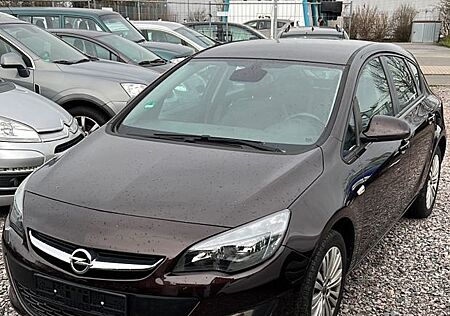 Opel Astra j 1.6 85kW Selection