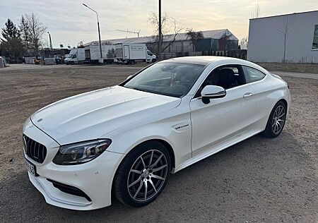 Mercedes-Benz C 63 AMG Mercedes-AMG C 63 Autom. Mercedes-AMG