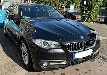 BMW 520d xDrive Touring Automatik Top Ausstattung