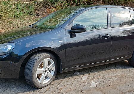 VW Golf Volkswagen 1.2 TSI 63 kW Style Style