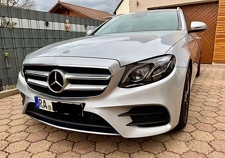 Mercedes-Benz E 220 d 4MATIC T Autom. -