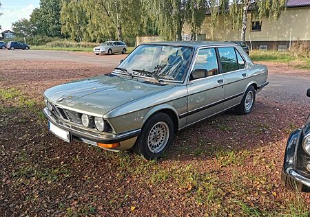 BMW 525 e gepflegt, 90.000 km