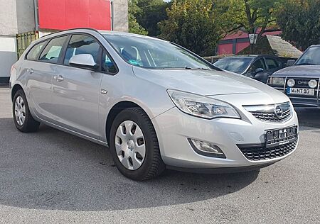 Opel Astra J Sports Tourer Selection