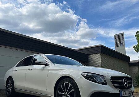 Mercedes-Benz E 200 d Autom. -