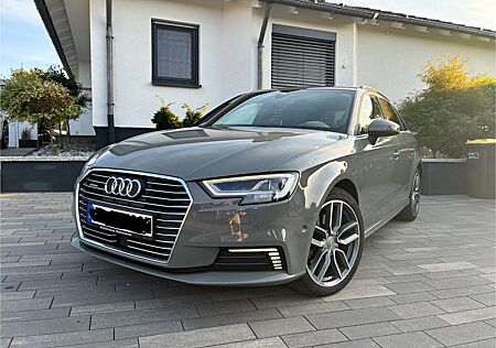 Audi A3 40 e-tron S tronic sport Sportback sport