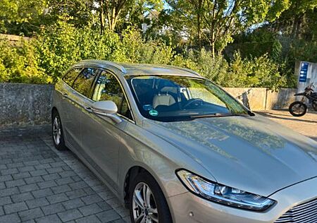 Ford Mondeo 2,0 TDCi 110kW Titanium Turnier Power...