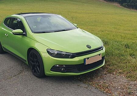 VW Scirocco Volkswagen 2.0 TSI -