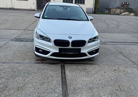 BMW 218d 218 Active Tourer xDrive Sport Line Spo...