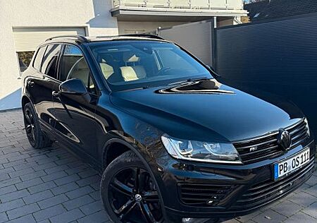 VW Touareg Volkswagen 3.0 V6 R-Line / VOLLAUSSTATTUNG