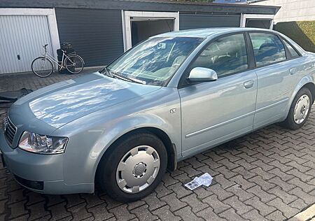 Audi A4 1.6
