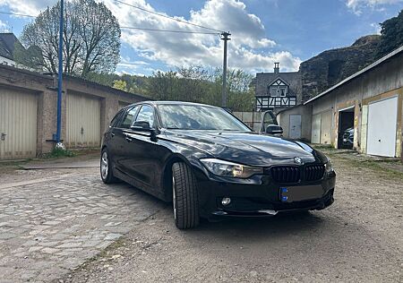 BMW 318d xDrive Touring -