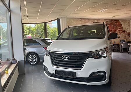 Hyundai H-1 Travel Family+/Kamera/2x S Tür/8 Sitzer