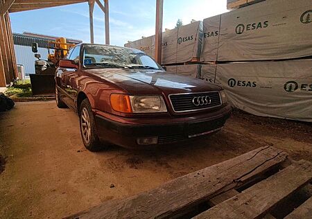 Audi 100