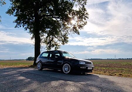 VW Golf Volkswagen 3 VR6 mit H-Zulassung - Oldtimer