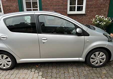 Toyota Aygo (X) Aygo (X) 1,0-l-VVT-i Connect MultiMode-Getri...