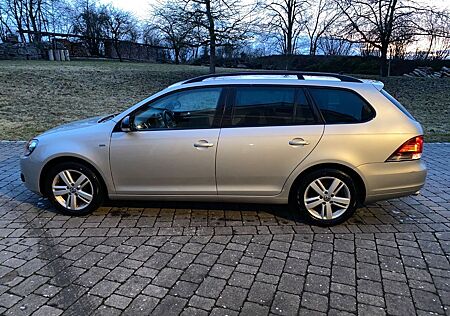 VW Golf Volkswagen 1.4 TSI MATCH Variant*Standheizung*SHZ*TÜV