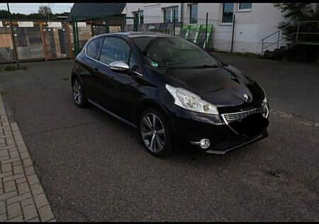 Peugeot 208 1.6 XY 120 VTi XY