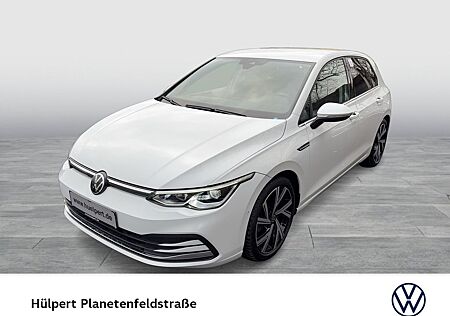 VW Golf Volkswagen VIII 2.0 STYLE KAMERA ALU18 NAVI CARPLAY