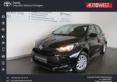 Toyota Yaris Hybrid Business Edition