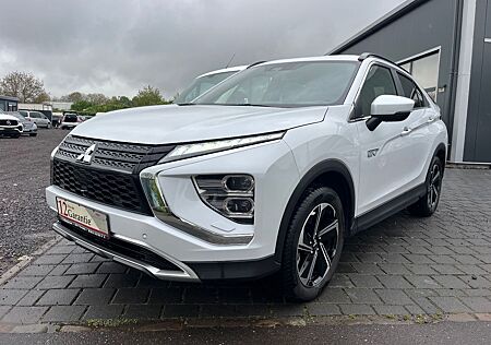 Mitsubishi Eclipse Cross Plus Hybrid 4WD Navi Kamera 1.Hand